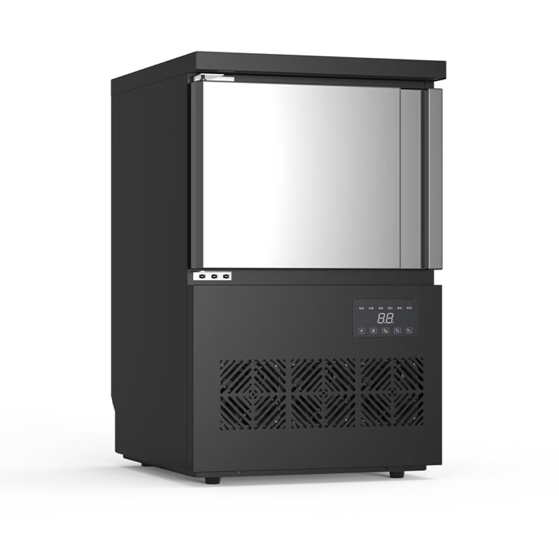 SMK-35P Spray Cubic Jéggép